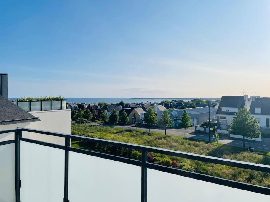 Appartement Lumineux Et Spacieux, Terrasse Et Parking Prive 콩카르노 외부 사진